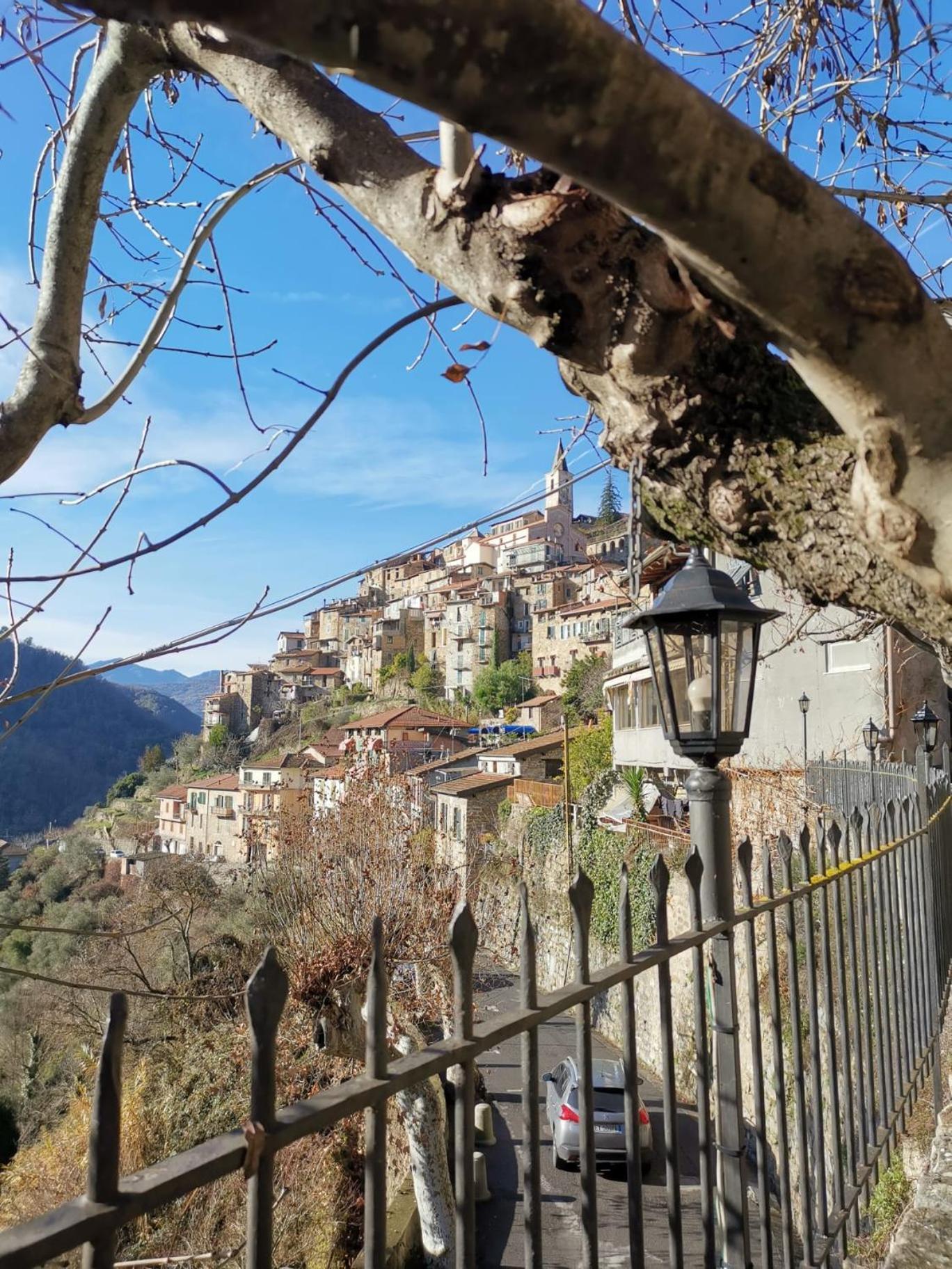 Muntaecara Hotel Diffuso Apricale Zewnętrze zdjęcie